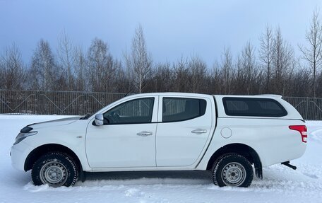 Mitsubishi L200 IV рестайлинг, 2015 год, 1 589 000 рублей, 8 фотография