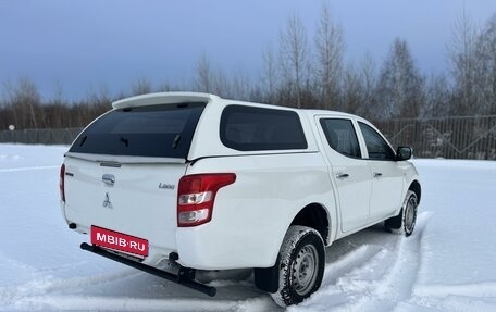 Mitsubishi L200 IV рестайлинг, 2015 год, 1 589 000 рублей, 6 фотография