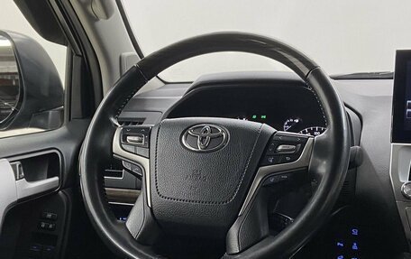 Toyota Land Cruiser Prado 150 рестайлинг 2, 2018 год, 5 877 000 рублей, 18 фотография