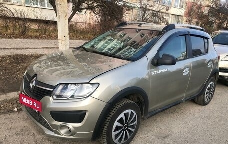 Renault Sandero II рестайлинг, 2016 год, 980 000 рублей, 3 фотография