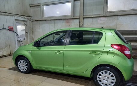 Hyundai i20 IB рестайлинг, 2009 год, 650 000 рублей, 11 фотография