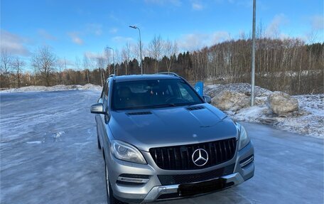 Mercedes-Benz M-Класс, 2012 год, 2 100 000 рублей, 12 фотография