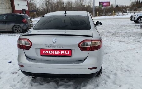 Renault Fluence I, 2010 год, 550 000 рублей, 3 фотография