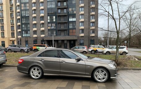 Mercedes-Benz E-Класс, 2012 год, 2 350 000 рублей, 4 фотография