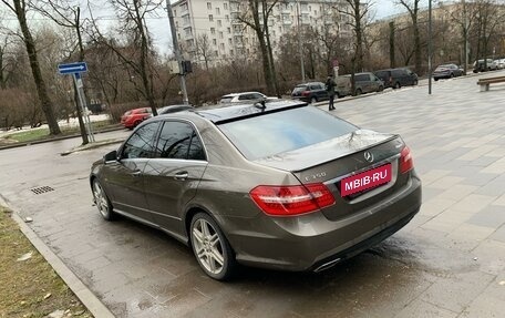 Mercedes-Benz E-Класс, 2012 год, 2 350 000 рублей, 7 фотография