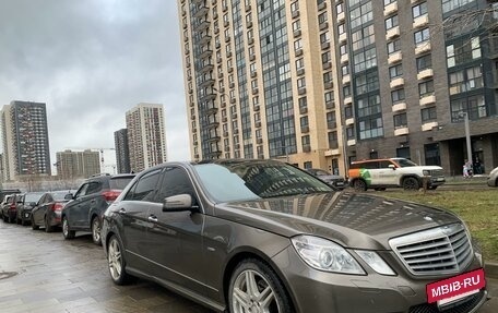 Mercedes-Benz E-Класс, 2012 год, 2 350 000 рублей, 3 фотография