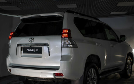 Toyota Land Cruiser Prado 150 рестайлинг 2, 2011 год, 2 295 000 рублей, 30 фотография