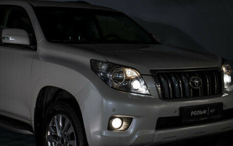 Toyota Land Cruiser Prado 150 рестайлинг 2, 2011 год, 2 295 000 рублей, 28 фотография