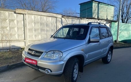 Chevrolet Niva I рестайлинг, 2010 год, 530 000 рублей, 1 фотография