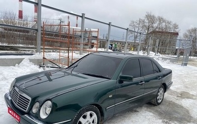 Mercedes-Benz E-Класс, 1996 год, 550 000 рублей, 1 фотография