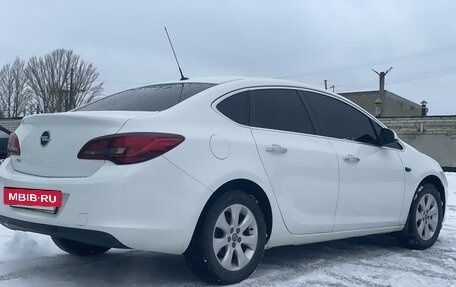 Opel Astra J, 2014 год, 1 250 000 рублей, 3 фотография