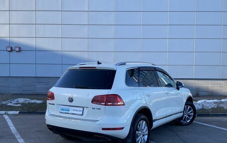 Volkswagen Touareg III, 2011 год, 1 949 000 рублей, 6 фотография