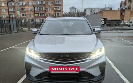 Geely Coolray I, 2022 год, 2 050 000 рублей, 2 фотография