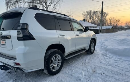 Toyota Land Cruiser Prado 150 рестайлинг 2, 2020 год, 7 500 000 рублей, 2 фотография