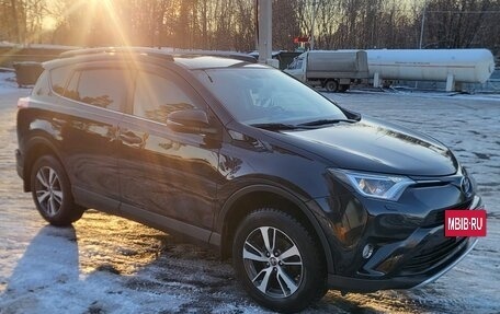 Toyota RAV4, 2016 год, 2 210 000 рублей, 6 фотография