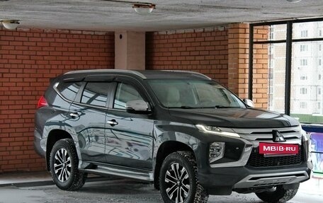 Mitsubishi Montero Sport, 2023 год, 4 690 000 рублей, 12 фотография