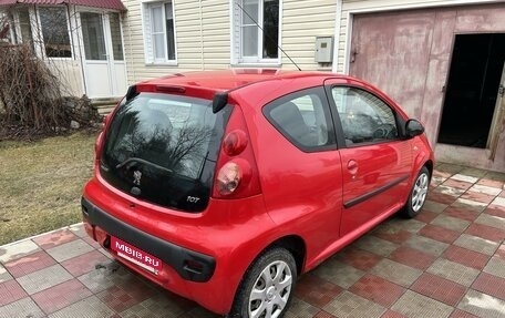 Peugeot 107 I рестайлинг, 2009 год, 370 000 рублей, 3 фотография