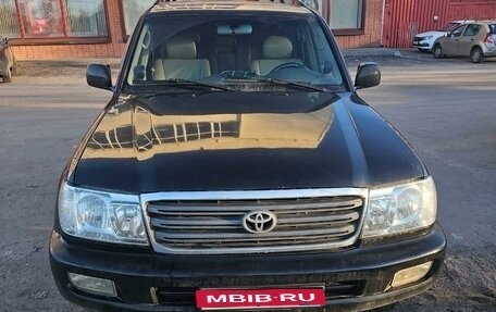 Toyota Land Cruiser 100 рестайлинг 2, 2004 год, 1 590 000 рублей, 1 фотография