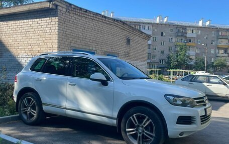 Volkswagen Touareg III, 2013 год, 2 700 000 рублей, 3 фотография