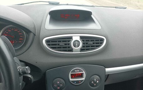 Renault Clio III, 2008 год, 650 000 рублей, 15 фотография