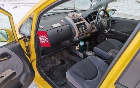 Honda Fit III, 2002 год, 400 000 рублей, 10 фотография