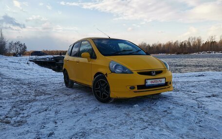 Honda Fit III, 2002 год, 400 000 рублей, 15 фотография