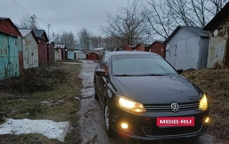 Volkswagen Polo VI (EU Market), 2012 год, 945 000 рублей, 2 фотография