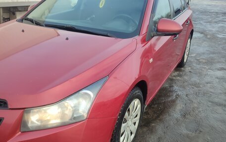 Chevrolet Cruze II, 2010 год, 655 000 рублей, 18 фотография