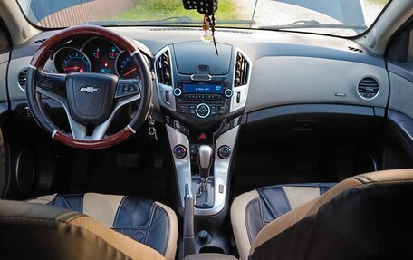 Chevrolet Cruze II, 2013 год, 630 000 рублей, 10 фотография