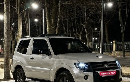 Mitsubishi Pajero IV, 2007 год, 2 490 000 рублей, 2 фотография