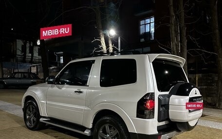 Mitsubishi Pajero IV, 2007 год, 2 490 000 рублей, 4 фотография