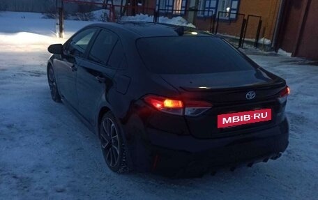 Toyota Corolla, 2020 год, 2 350 000 рублей, 4 фотография