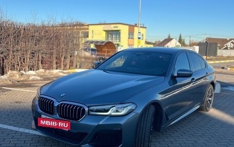 BMW 5 серия, 2020 год, 8 390 000 рублей, 2 фотография