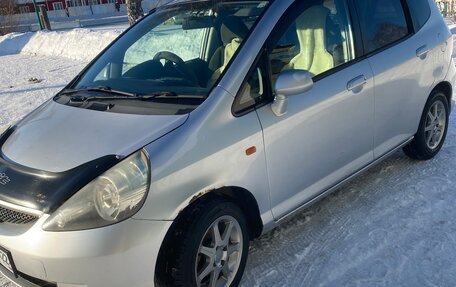 Honda Fit III, 2005 год, 585 000 рублей, 1 фотография