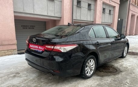 Toyota Camry, 2020 год, 2 070 000 рублей, 6 фотография