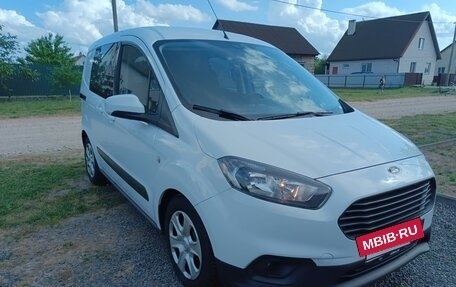 Ford Tourneo Courier I рестайлинг, 2019 год, 1 900 000 рублей, 5 фотография