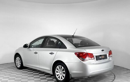 Chevrolet Cruze II, 2010 год, 570 000 рублей, 7 фотография