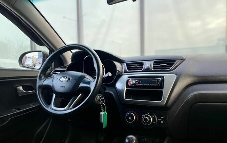 KIA Rio III рестайлинг, 2015 год, 740 000 рублей, 12 фотография