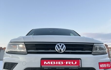 Volkswagen Tiguan II, 2017 год, 2 600 000 рублей, 4 фотография