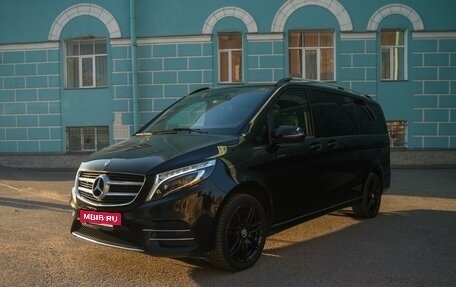 Mercedes-Benz V-Класс, 2019 год, 6 000 000 рублей, 2 фотография