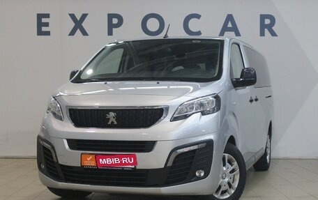 Peugeot Traveller I, 2021 год, 3 200 000 рублей, 1 фотография