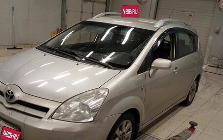 Toyota Corolla Verso I, 2006 год, 682 000 рублей, 1 фотография