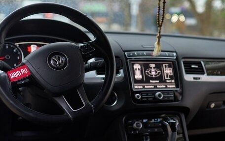 Volkswagen Touareg III, 2017 год, 3 999 999 рублей, 13 фотография