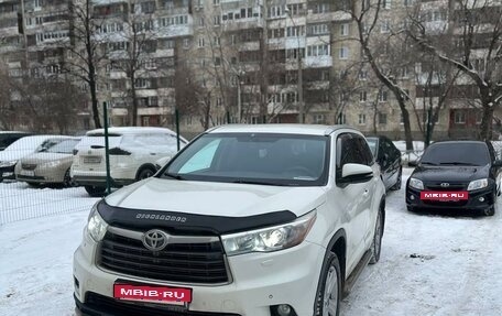 Toyota Highlander III, 2014 год, 3 170 000 рублей, 5 фотография