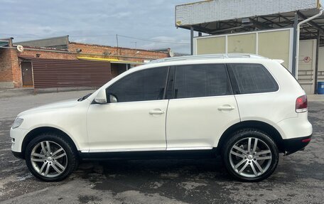 Volkswagen Touareg III, 2008 год, 1 100 000 рублей, 2 фотография