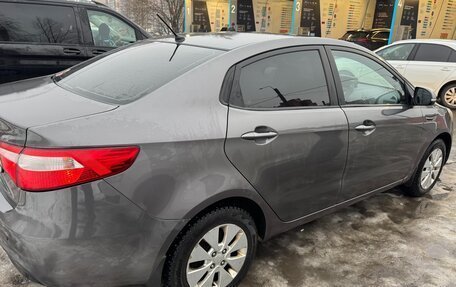 KIA Rio III рестайлинг, 2011 год, 550 000 рублей, 6 фотография