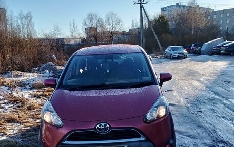 Toyota Sienta II, 2018 год, 1 479 000 рублей, 5 фотография