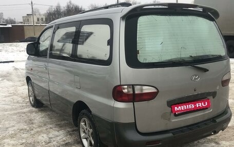 Hyundai Starex I рестайлинг, 2003 год, 580 000 рублей, 4 фотография