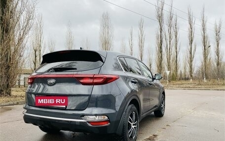 KIA Sportage IV рестайлинг, 2018 год, 2 239 000 рублей, 2 фотография