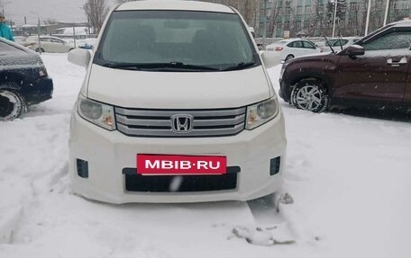 Honda Freed I, 2010 год, 1 150 000 рублей, 12 фотография